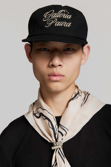 Paura Paura Amy Snap Hat Black | Loft 33