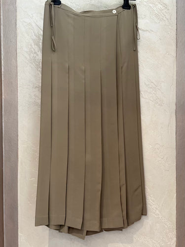 Hache Long Pleated Skirt hache Gonna