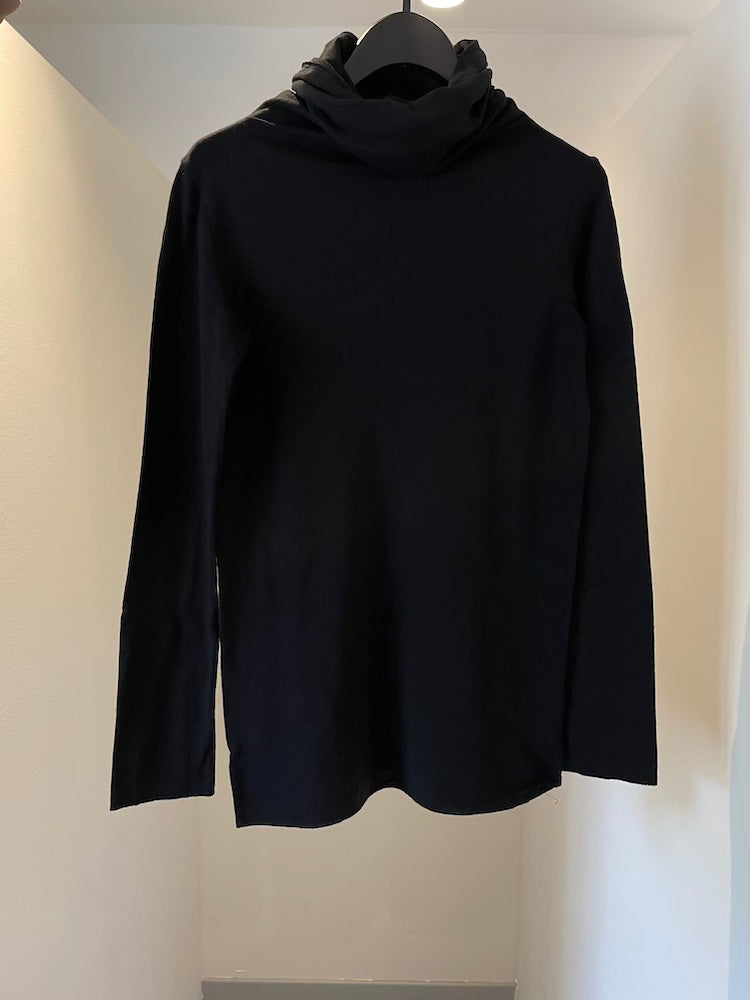 Hache Black Touer Neck Top hache Loft 33