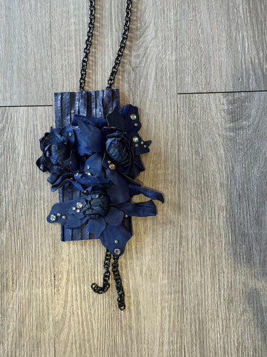 Simon Cracker Simon Cracker Necklace Berry | Loft 33