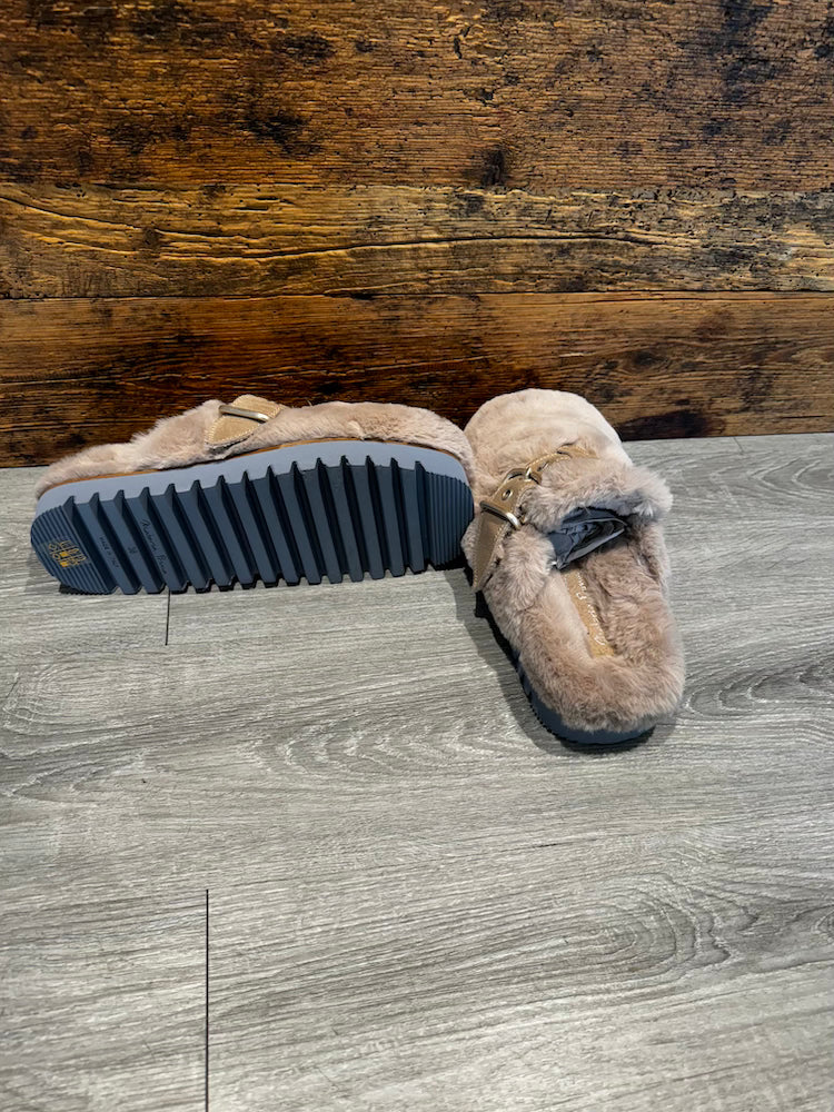 Materia Prima Slippers Totora materia prima Loft 33